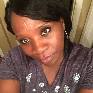 Meet your Posher, Alisa